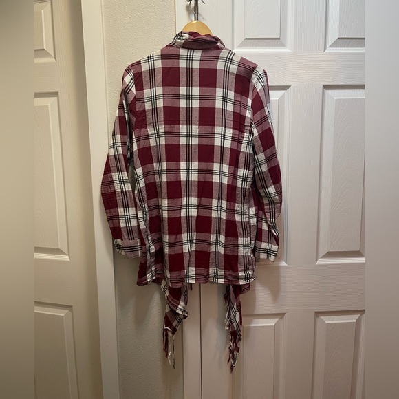 Red/White Cardigan - Picture 2 of 4